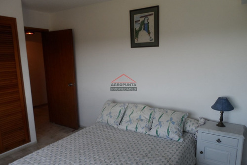Apartamento En Roosevelt, 4 Dormitorios *- Ref: 2798