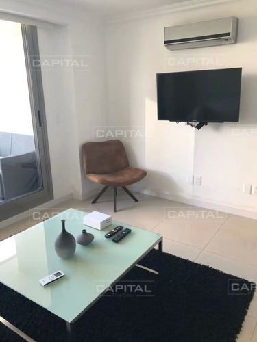 Imagen 3 de 9 de Apartamento De Un Dormitorio En Venta, Punta Del Este - Punta Del Este Roosevelt
