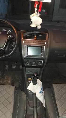 Volkswagen Suran 1.6 Highline