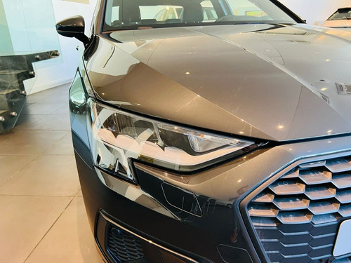 Imagen 17 de 18 de Audi A3 Sedan A5 Sportback A4 A1 Q2 Q2 Q3 S Rs Sline Stronic