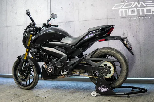 Bajaj Dominar 250 2023