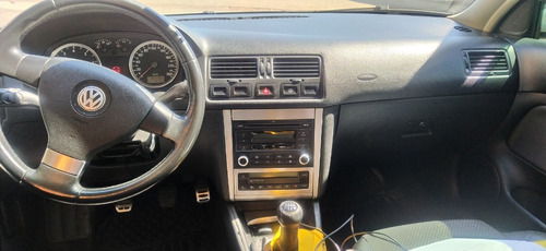 Imagem 7 de 14 de Volkswagen Golf 2011 Sportline 1.6 Flex