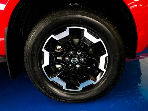 Imagen 5 de 14 de Nissan Frontier Platinum Le T/a Roja 2021