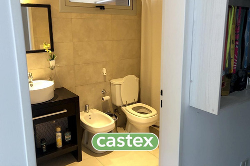 Imagen 9 de 21 de Departamento 3 Ambientes Con Jardín En Venta En Pilar. Acepta Permuta