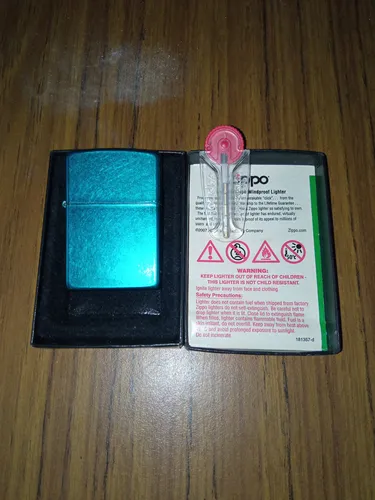 Zippo Azul Metalizado (Usado)