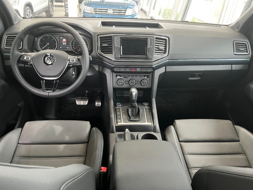 Imagen 11 de 25 de Volkswagen Amarok V6 Higline 258 Cv Ma