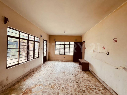 Rento Terreno Con Construcción, Col. Manantiales, Cuautla, Morelos.