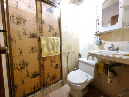 Habitación En.alquiler. Urb. Caña De Azúcar. Maracay Edo. Aragua.