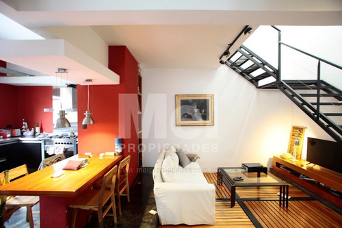 Imagen 17 de 30 de Hermosa Casa Refaccionada En Bajo Belgrano Con Cochera