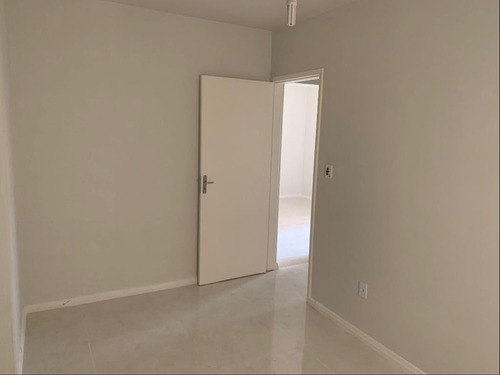 Imagem 12 de 24 de Apartamento No Bairro Centro - Ap4633