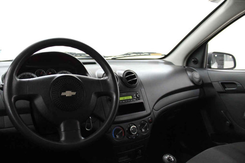 Imagen 12 de 15 de Chevrolet Aveo 2017 4 Cilindros