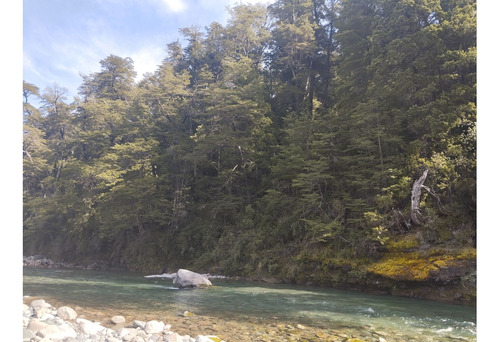 (051) El Bolson, Terreno De 1/2 Ha Frente A Camino Con Costa De Rio Azul