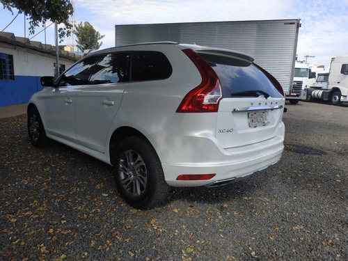 Volvo Xc60 2015/2015 Impecável E Com 4 Pneus Novos