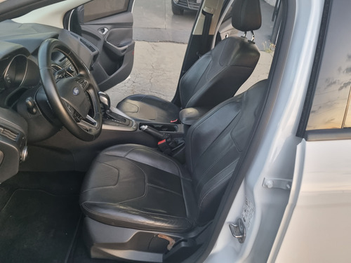 Ford Focus 2.0 Titanium Flex Powershift 5p