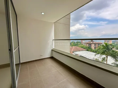 Apartamento En Arriendo En Cumbres. Cod A776034