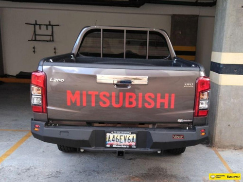 Mitsubishi L200 4x4 - Sincrónica