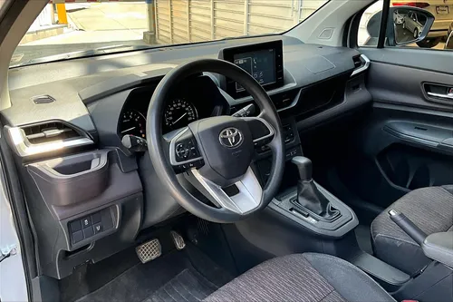 Toyota Avanza 2023