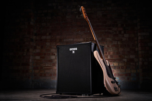 Amplificador Boss Para Bajo Ktn-210b 160w Color Negro