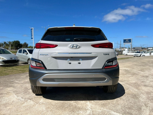 Imagen 4 de 13 de Hyundai Kona Hibrida Safe 0 Km