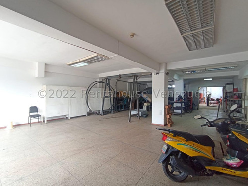 Edificio Comercial En Venta En Avenida Libertador Barquisimeto Lara. Código 23-15252 Excelente Oportunidad Al Mejor Precio Negociable!!!. Comunicate Conmigo! Gracias. Pregunta Sin Compromiso Kv #