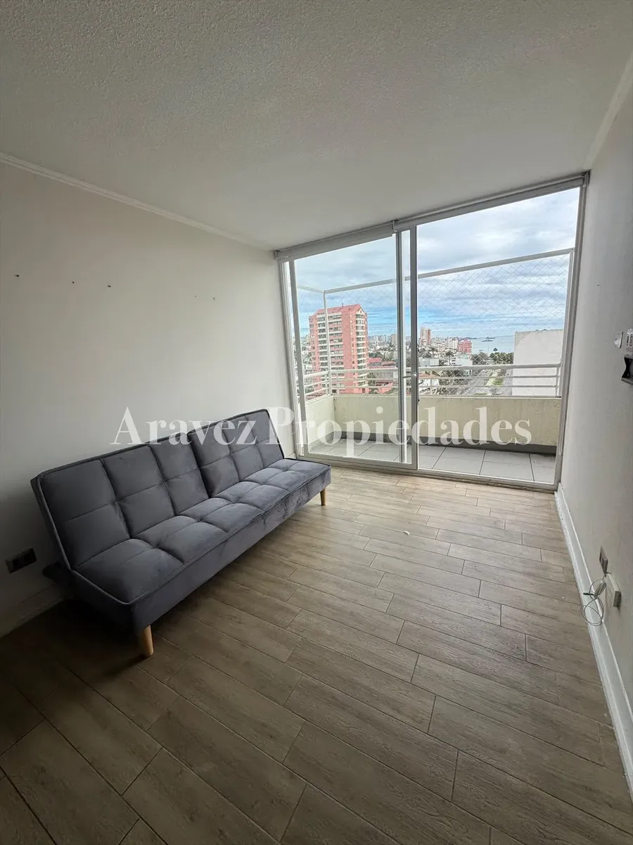 Imagen 2 de 11 de Arriendo Departamento 2d + 2b | Vista Al Mar | Pleno Centro