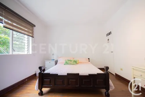 Venta Casa Laureles A Una Cuadra Y Media Del Primer Parque Excelente Ubicación