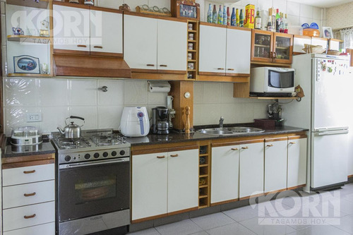 Imagen 10 de 29 de Venta Departamento / Semipiso De 4 Ambientes Con Balcon En Barrio Norte / Palermo
