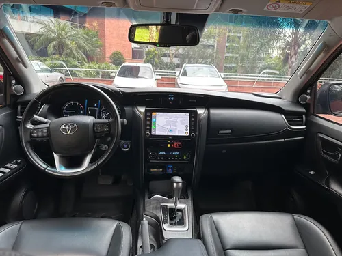 Toyota Fortuner Srv 2.4 Diésel 2022
