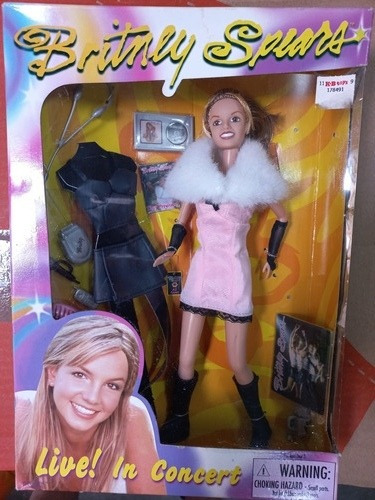 Imagem 1 de 7 de Boneca Britney Spears Live In Concert Roupa Extra 1999