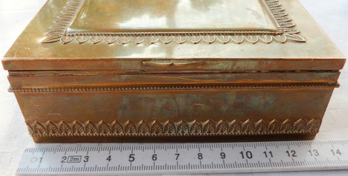 Monijor62-antiguo Coleccion Caja Bronce Tienda Las Filipinas (Usado)