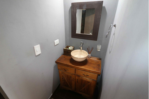 Imagen 15 de 30 de Venta Casa Quinta Virrey Del Pino Extenso Lote. Si Algo Nos Dejó La Pandemia Es La Necesidad De Vivir Con Espacio, Naturaleza Y Disfrutando De La Familia. Un Entorno Ideal Para Tu Gente. Inmobiliaria