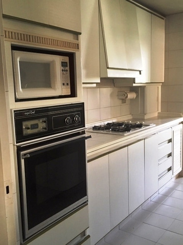 Imagen 9 de 14 de Apto. De 4 Habitaciones, Estudio, 4 Baños 2 Puestos De Estac
