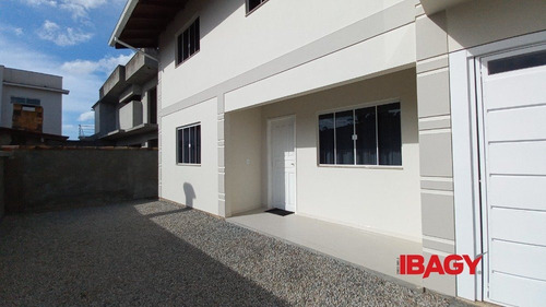 Imagem 1 de 10 de Excelente Casa 1 Dormitorio(s) Em Aririu - Palhoca - L-115555