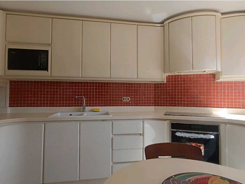 Apartamento En Alquiler Urb. Los Mangos Pe-8370769