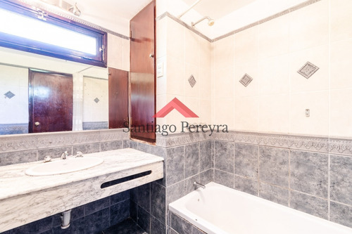 Buena Casa En San Rafael De Cuatro Dormitorios Con Pisicina- Ref: 6467