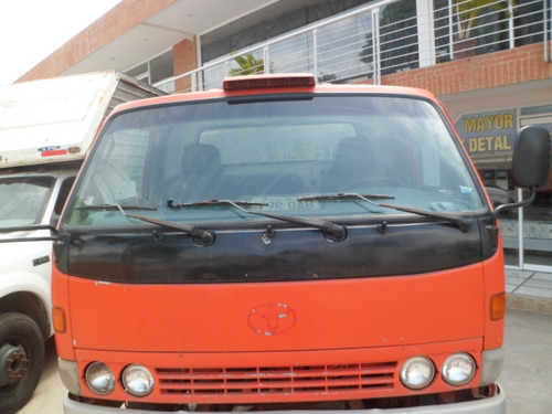Imagen 2 de 7 de Toyota Dyna