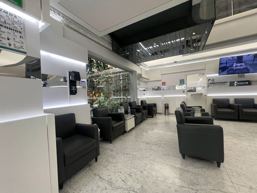 Casa Con Uso De Suelo Comercial En Polanco