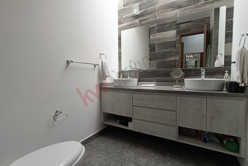 Casa En Venta Con Increibles Acabados, Ideal Para Familia O Inversión