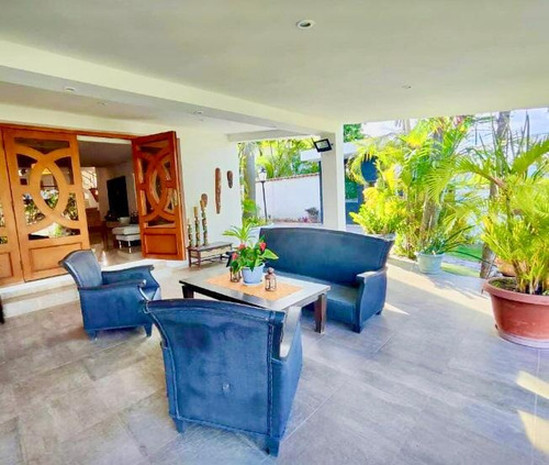 Mundo Inn Vende Excelente Casa En Monte Real