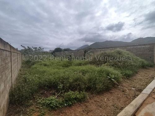 Imagen 4 de 5 de Venta Terreno Margarita. Pocos Metros De Playa El Agua. Xiomara Manrique.