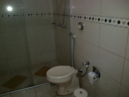 Casa Em Cavalhada Com 3 Dormitórios - Mi11404