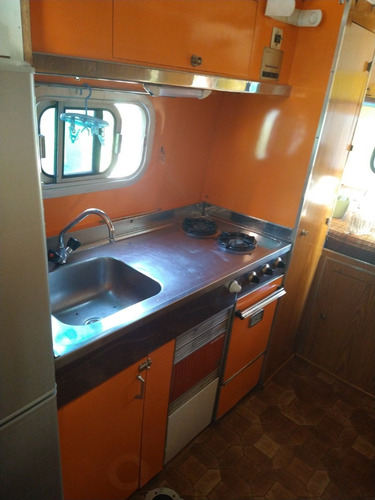 Motorhome Mercedes Benz 608 Impecable