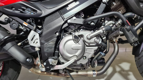 Imagem 4 de 10 de Suzuki Vstrom 650 A
