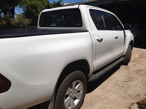 Toyota Hilux 2.8 Cd Srv 177cv 4x2 2020