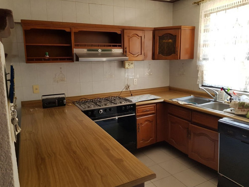 Imagen 7 de 22 de Venta De Hermosa Casa En Arboledas