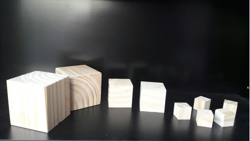 Imagen 4 de 6 de Cubos Madera Macizo Pino 3x3x3 Cm Souvenirs X10 Unidades