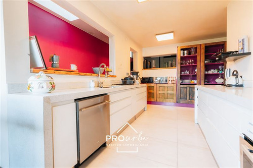 Casa En Venta, 2 Suite En Golf Lomas De La Dehesa, Barnechea