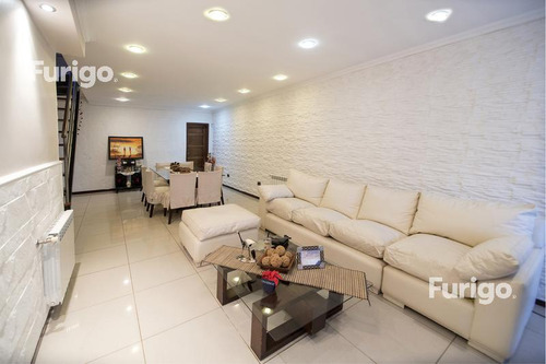 Venta Casa 4 Dormitorios Jardin Cochera Rosario Abasto