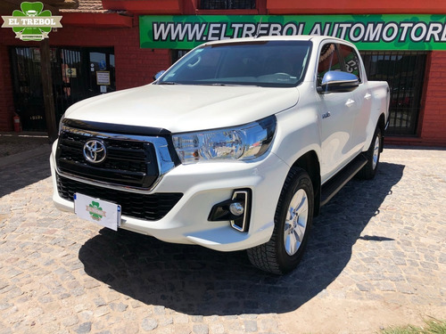 Toyota Hilux 4x4 Srv 2.8 2020