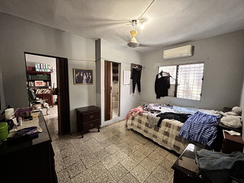 Casa En Venta En El Millon De 4 Habitaciones